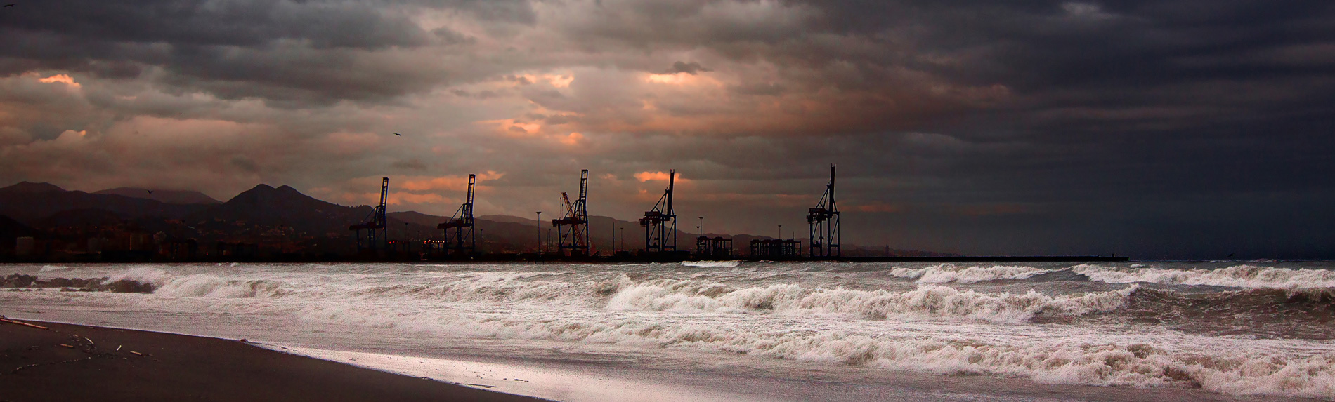 EASLCE – CALL FOR PAPERS: PETROCULTURES 2018: TRANSITIONS CALL FOR PAPERS: PETROCULTURES 2018: TRANSITIONS